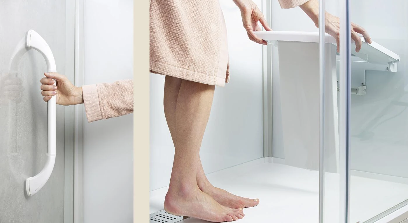 Détail : barre de maintien et siège rabattable